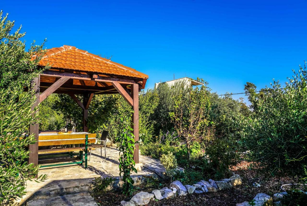 Home Away From Home With Outdoor Pool, Botanical Garden And A Beautiful Sea View Kastela Dış mekan fotoğraf