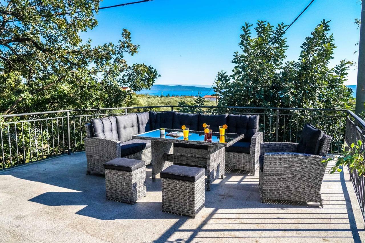 Home Away From Home With Outdoor Pool, Botanical Garden And A Beautiful Sea View Kastela Dış mekan fotoğraf