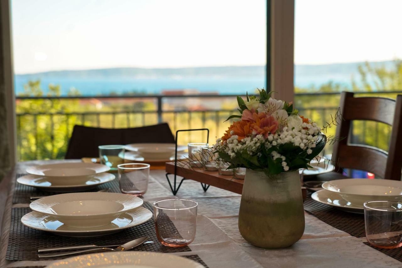 Home Away From Home With Outdoor Pool, Botanical Garden And A Beautiful Sea View Kastela Dış mekan fotoğraf